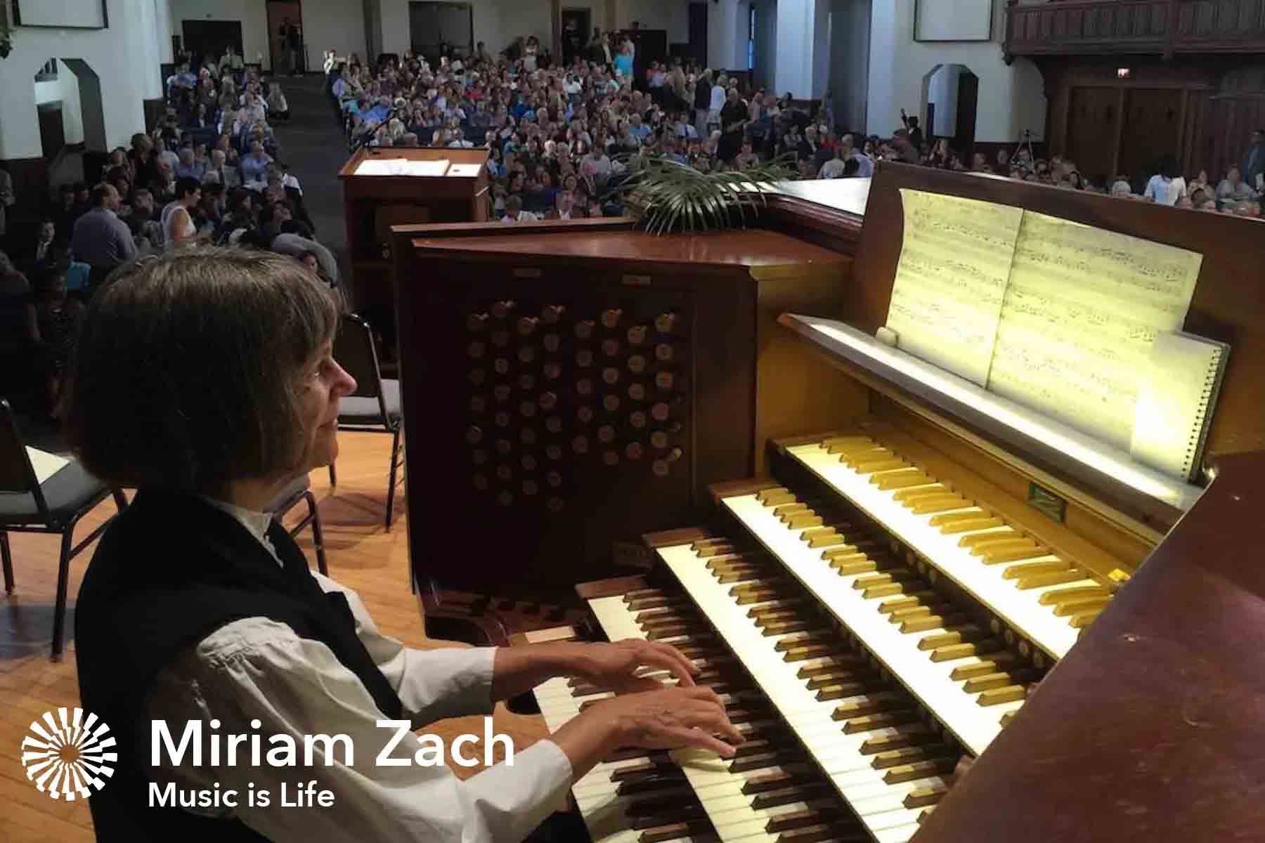 Miriam Zach