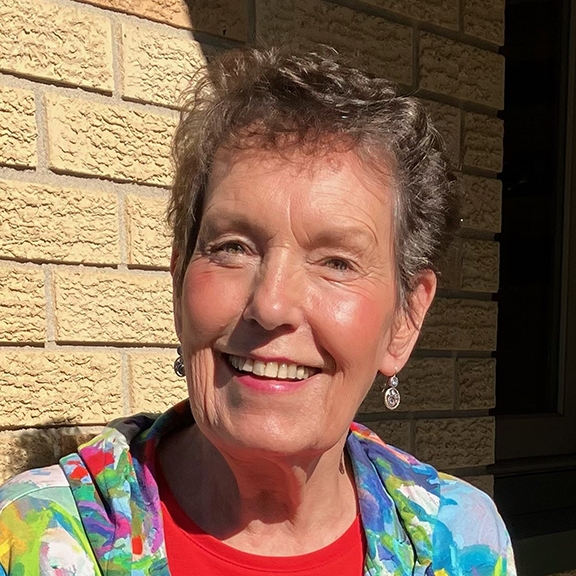 Pam Hinrichs
