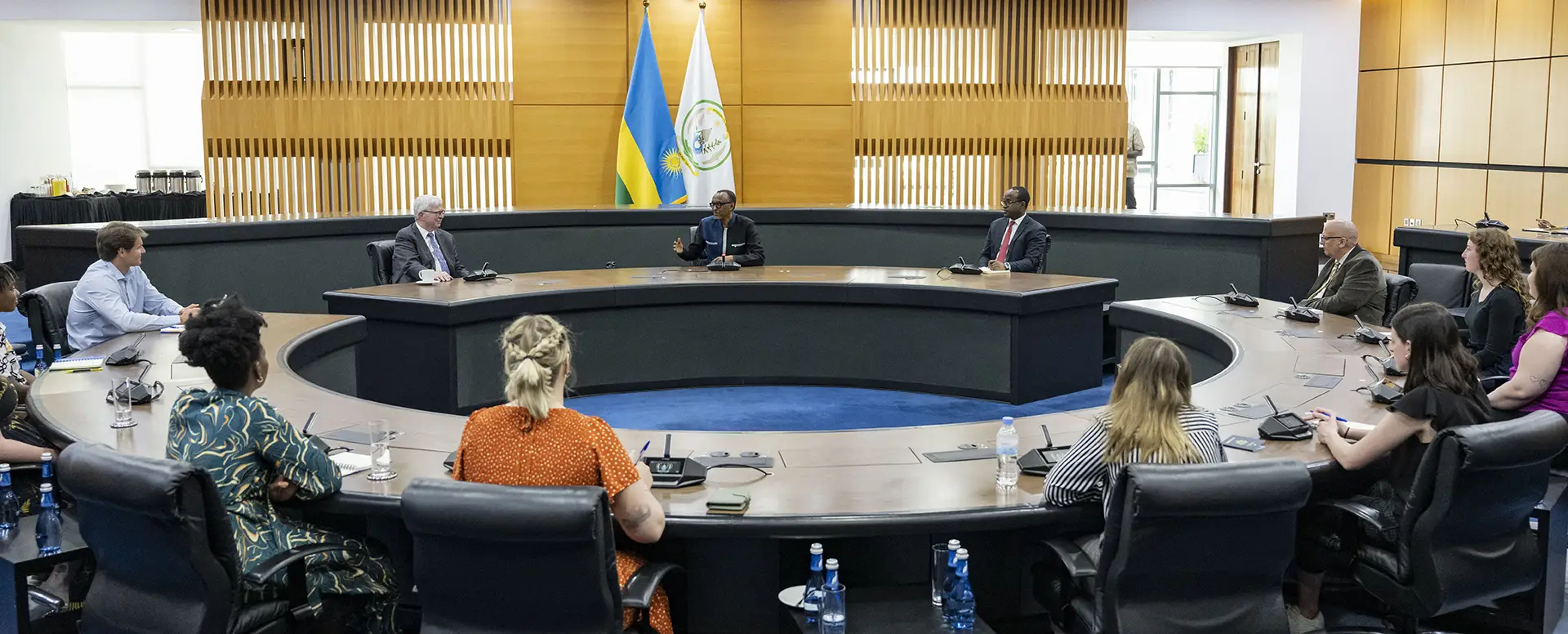 Sociology May Term class in Rwanda meeting with public leaders