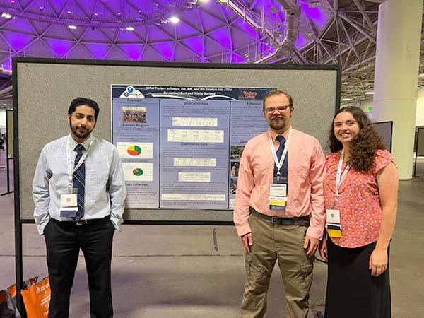 ASEE Students present research