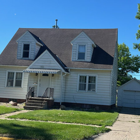 Rental Property 715 1st Ave. NW Waverly
