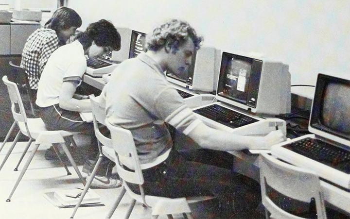 Computer lab from the 1980s