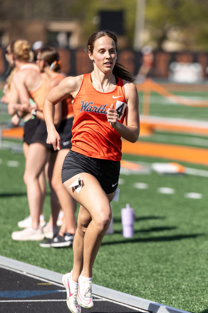 Bella Skay finishes the 800 meter race on the Wartburg track